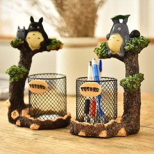 Decorative Objects Figurines Anime My Neighbor Totoro Resin Craft Desktop Student Pen Holder Metal Iron Bracket Stationery Accessories Gift 230812