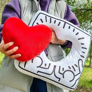 Dekorativa föremål Figurer Keiths Haring Love Tuppla Pillow Geometric Graffiti Pop Art Doll Toys Creative Heart Throw Office Soffa Cushion Decor Gifts 230812