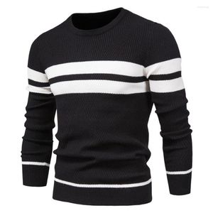 Vestido de suéter de blindagem masculina Men Stitching Men Sweater
