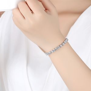 Bracciale Designer Gioielli Stile retrò classico con braccialetti di bracciale Diamond Trendy Elegant Fashion Gioielli Gioielli per donne .01