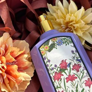 Parfym för kvinnor Lady Fragrance Spray 100 ml Floral Gardenia Purple Bottle Notes Charmig lukt Snabb leverans