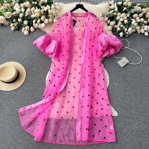 Kvinnors jackor klädkvinnor Stylish Pink Polka Dot Jacket Se Sheer Transparent Mesh Long Top Open Stitch Puff Sleeve Kimono Coat CA781