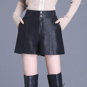 Shorts femininos 2023 Páfeos laterais de moda feminina moda de couro faux da cintura alta da cintura alta da cintura curta Mujer T784