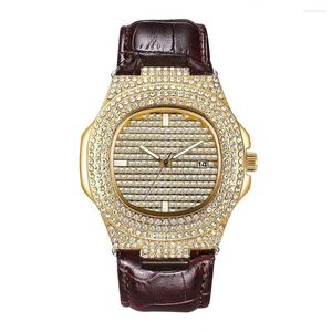 Orologi da polso orologio di lusso per uomini hip hop diamante argento quarzo immersione in acciaio inossidabile orologi maschili pacchetto standard