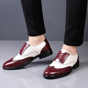 Kleiderschuhe Leder Brogues Männer große Größe Mode Hochzeitsfeier Italienischer Designer männlicher Drivng Formale Schnürung Oxfords 230812