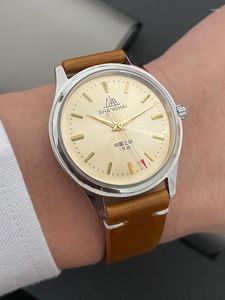 Zegarek zegarek do Vintage Shanghai Watch Mężczyźni 37 mm ręczne wiatr mechaniczny styl retro 7120 Ruch Antique zegary hołd klasyk 1963