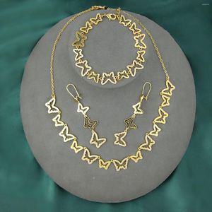 Halskette Ohrringe Set Brasilianer eleganter Schmuck 21K Gold plattiert Zirkon Schmetterlingsarmband Sets Dubai Braut Hochzeit Bankettzubehör