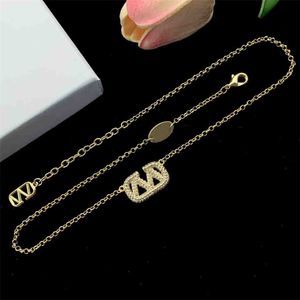 Fashion Letter Bracelets Womens Designer Necklaces Luxury Chains Ladies Jewellery Girls Ornaments Party Accessories Casual Jewelry