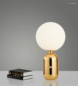 Table Lamps Nordic Design Modern Creative Bedroom Bedside Ball Golden Lamp Simple Fashion Study Room Glass Desk For Living