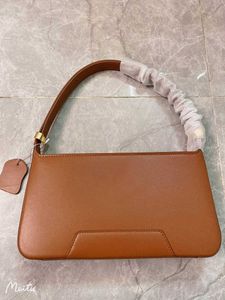 7A Kvalitet Lyxväskor Mens H Europeiska och mode Gypsy Bag Layer Cowhide Lady Single Shoulder Crossbody Elegant Women's Totes äkta läderdesignväska