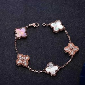 Designer Four-Leaf Clover Luxury Top smycken Tillbehör för kvinnor Cleef High Version Five Flower Armband Dubbelsidig grå Fritillär tjock plätering 18K Rose Gold