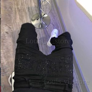 Neue Männer Trend Schwarz Zerrissene Jeans Mode Straße Loch Hosen Gemütliche Dünne Design Heißer Strass Stretch Weiche Gewaschen Denim Hosen T230814