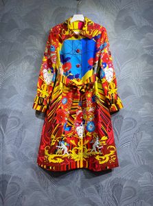 Kopa damski Coats European Designer Coat 2023 Autumn New Polo Print Długie rękawie