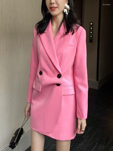 Frauen Trench Coats Senior Pink Fashion Age Reduktion Ausländischer Stil Eleganter asymmetrischer Langarm Slim Silhouette Anzug Rockmantel Frühling