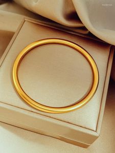 Bangle Alloy Armband Ladies Gold Frosted Ancient Method Arhitance Imitation bleknar inte par lyx