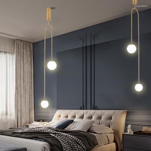 Lâmpadas pendentes Luzes LEDs nórdicos Gold para o quarto minimalista lustre decoração de casa iluminação pendurar brilho na cabeceira da sala mestre ao lado