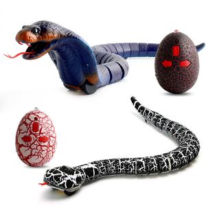 Electricrc животные новинка дистанционное управление змеи детей животные хитрости ужасающие беде моделирование игрушек RC Snaker Joke Gift для детей играет 230812