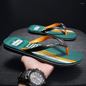 Slippers Q303 Flip-flops Men's Summer Casual Korean Style Sandals And Non-slip Outerwear Wholesale