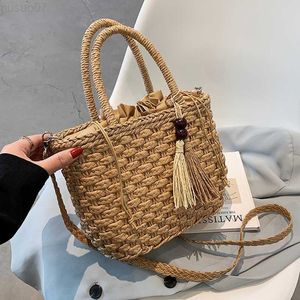 メッセンジャーバッグ女性ハンドバッグSTR Rattan Woven Crossbody Bag Summer Bohemia Beach Tassel Design BasketバッグファッションショルダーメッセンジャーバッグL230815