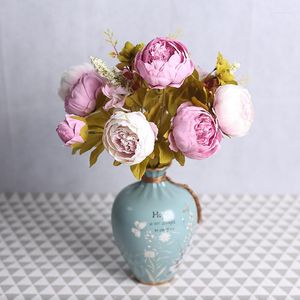 Fiori decorativi 1 bouquet 6 grandi teste 2 gemme artificiali tè tè rosa camelia seta finta fiore fai -da -te casa da giardino decorazione di nozze