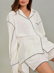 Pijama de cetim para mulheres do sono feminino com acabamento em renda e máscara de olho combinando - seda luxuosa para relaxar