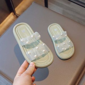 Chinelo bonito meninas pequena princesa bebê crianças chinelos moda ao ar livre chinelos para meninas pérola sapatos de verão