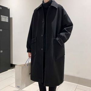 Trench maschili Coat Autumn Black Coat Fashion Casual Long Men Streetwear coreano sciolto Giacca a vento oversize da uomo Over -Coat 230814