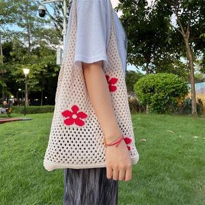 Kvällspåsar Floral Casual Tote Big Capacity Flower Sticked Mesh Hollow Out Shoulder Women Knitting Shopping