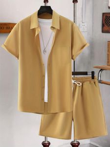 Herrspårssuits Summer Set Solid Color 2 Piece - Button -Up Shirt and Belted Shorts Without Tee