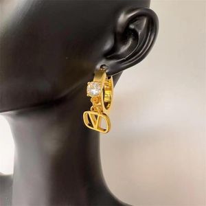 Dangle designer earrings for women plated gold stud earring fashion ohrringe small wedding metal chain pearl diamond studs earings luxury jewelry women