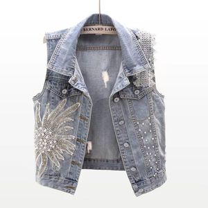 Kvinnors västar koreansk stil spetspärled denim väst väst mode cardigan ärmlös beskuren topp lös plusstorlek rippad 230815