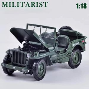 Diecast Model Car 1 18 jeep in lega teattica tattica tattica tattica modello di auto vecchia Seconda Guerra Mondiale Willis Milit Metal Regali per bambini 230814