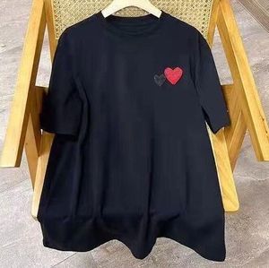 プレイメンズTシャツファッションメンズプレイTデザイナーレッドハートシャツCOMMSカジュアル女性シャツDESバッジガーコンハイクアンライティTシャツコットン刺繍11