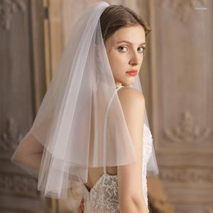Casamento curto elegante de véus de noiva, duas camadas 75cm 2t com metal combe branco para a festa 2023 chegada