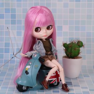 Puppen eisig dbs Blyth Puppe weiches rosa Haar weiß Hautgelenkkörper Neo 16 BJD OB24 Anime Girl Toys 230814