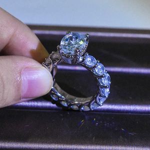 Luxury Bvlgr Top Jewelry Accessories Designer Woman Diamond Shaped Engagement Ring High-End Elegant Fashion All Diamond Sparkly Valentine's Day Ring Accessories