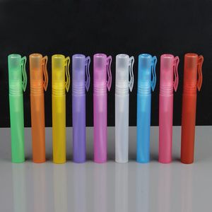 10 ml Mini Portable Refillable Plastic Makeup Water Parfym Parfym Pen Atomizer Spray Bottle For Traveling eller Gifts AAMKW