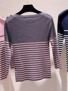 Kvinnors tröjor Fashion Toppkvalitet Kontrast Färg Striped Rib Knit Sweater For Women 2023 Classic Boat Neck Three Quarter Sleeve Pullover