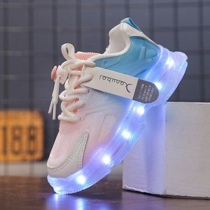 Spor ayakkabı boyutu 25 36 çocuk gündelik ayakkabılar usb şarj cihazı parlayan LED Işık Nefes Alabilir Kafes Erkek Kızlar Spor 230815