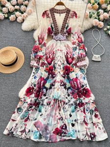 Grundläggande casual klänningar modebanan underbar blomma chiffong kaskad ruffles klär kvinnor djupt v hals långärmad blommig tryck boho mantel vestido 230814
