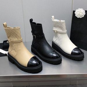 2023 Tasarımcı Lüks Saf Renkli Martin Ayak bileği Boots Kadın% 100 Deri Açık Partisi Nefes Alabilir Elmas fermuar Boot Lady Seksi Moda Orta Topuk Konfor Boyutları 40