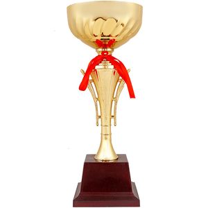 Decorative Objects Customized Top Trophy Cup Golden Award Craft For Competition Sports Game Winner Souvenir Trofeos 230815