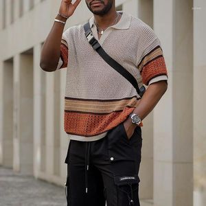 メンズTシャツの夏の男性ニットセータートップファッションカジュアルビンテージ半袖ターンダウンカラールーズニットウェアホローTシャツ