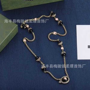 Strands, Strings designer New 2023 Sweet Cool Wind Snake Bone Chain Design Love English Letter Brass Material Necklace Female I1KB