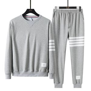 Men filhas de trilhas para homens Autumn Winter Men define calças roupas de macacão de roupas de moda calça as calças de matança de matriz longa de roupas esportivas 230814