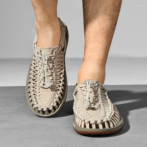 Sandálias feitas à mão Men Fashion Summer Summer respirável Casual Flat 54932