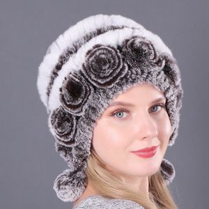 Beanie/Skull Caps 17 Färger Autumn Winter Vuxna kvinnor Tre Otter Rabbit Päls Boll tjockare varmt öronskydd Rund hatt stickad vävd blommig hatt 230814