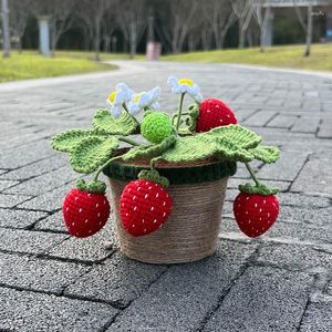 Decorative Flowers Handmade Crochet Strawberries Bonsai Artificial Plants Potted For Creative Gift Idea Cute Desk Decor Office/Home/Living