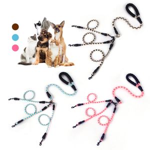 Hundkläder 3 i 1 Traction Rope Heavy Duty Triple Pet Dogs Täck med nylon mjukt handtag för promenadkopplare Splitter 230814