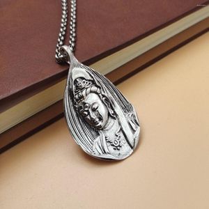 Ketten Real 925 Sterling Silver Göttin Kwan-yin auf einem Blatthänger 52 mm h